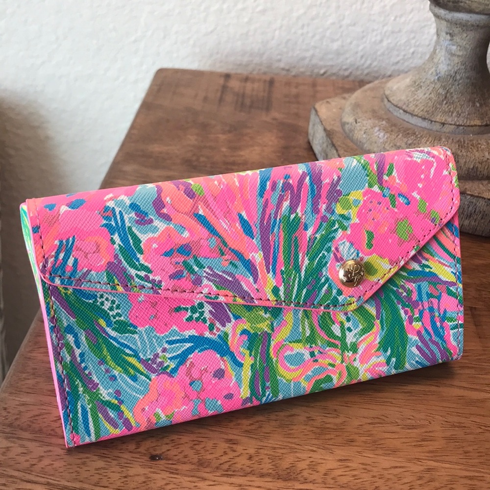 Lilly Pulitzer sunglass case